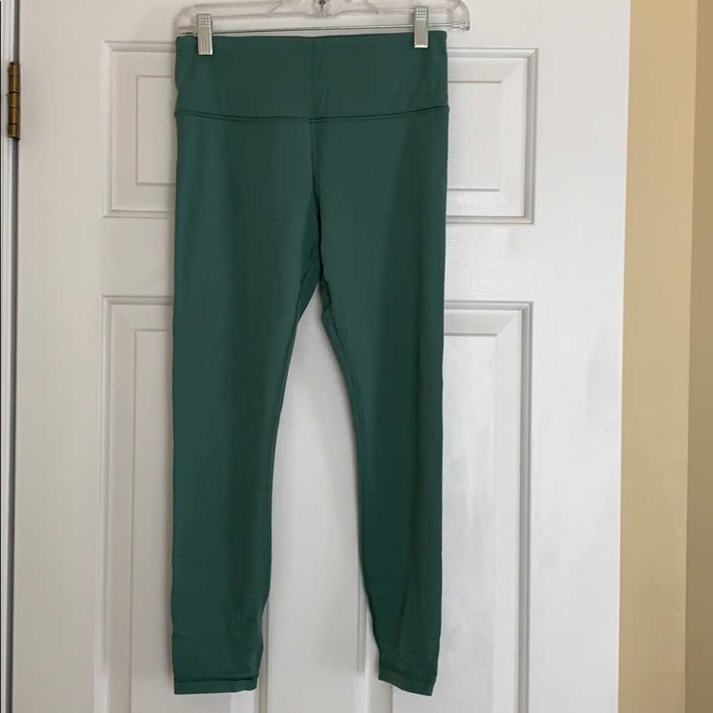 Athleta Elation 7/8 tight